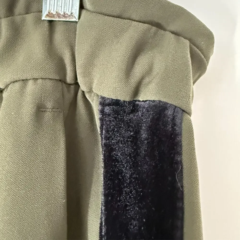 Lululemon On The Fly Jogger Velvet Trim Womens 12 Olive Travel Woven W5CMTS